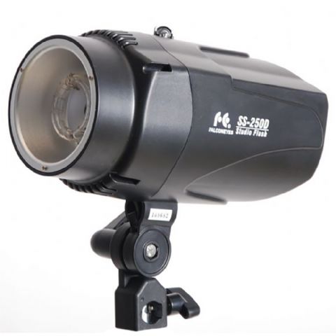 falcon-eyes-studioflitsset-ssk-2250d-full-290019-1-30493-482